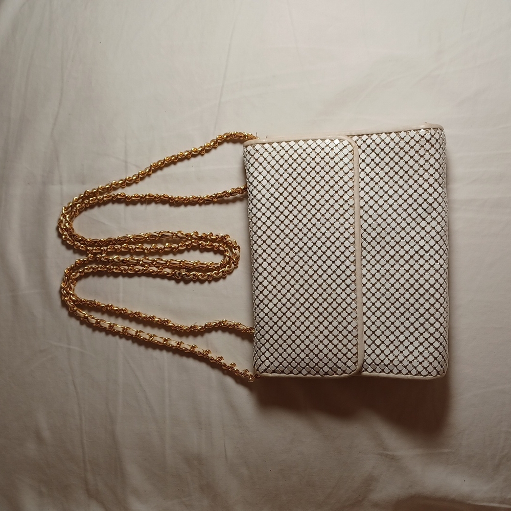 Vintage Whiting & Davis 80's White Shoulder Bag